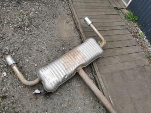 Gebruikte Uitlaat Einddemper BMW 2 serie Gran Tourer (F46) 220i 2.0 TwinPower Turbo 16V Prijs € 400,00 Margeregeling aangeboden door de Nollen autorecycling