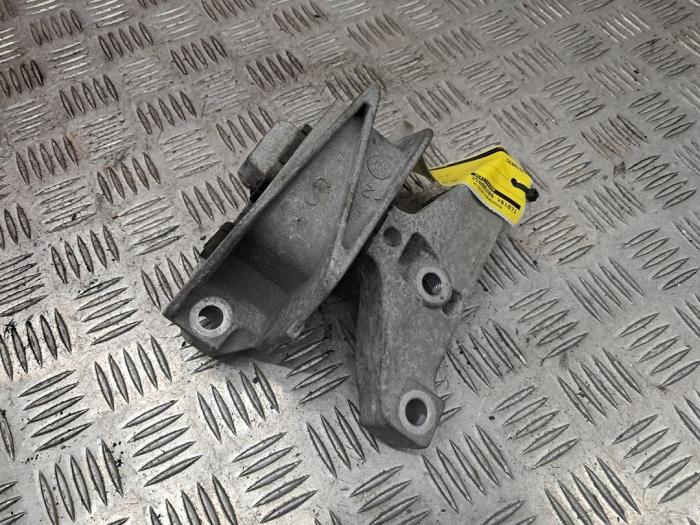Motorrubber van een Citroën C3 (SC) 1.1 2012