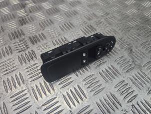 Gebruikte Schakelaar Elektrisch Raam Citroen C3 (SC) 1.1 Prijs € 39,95 Margeregeling aangeboden door de Nollen autorecycling