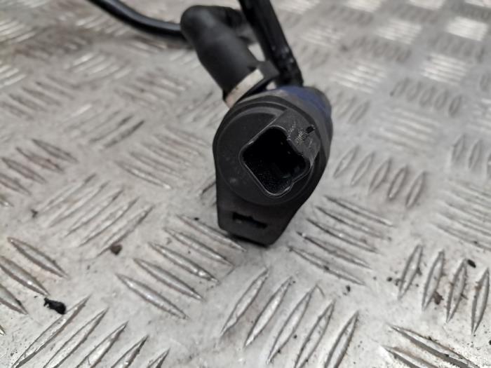 Luchthoeveelheidsmeter van een BMW 1 serie (F20) 116i 1.6 16V 2015