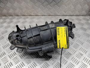 Gebruikte Inlaatspruitstuk Ford Fiesta 6 ST 1.6 ST 16V Prijs € 89,48 Inclusief btw aangeboden door de Nollen autorecycling