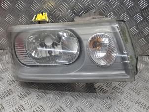 Gebruikte Rechter Koplamp Peugeot Expert (222/224) 2.0 HDi 90 Prijs € 35,00 Margeregeling aangeboden door de Nollen autorecycling
