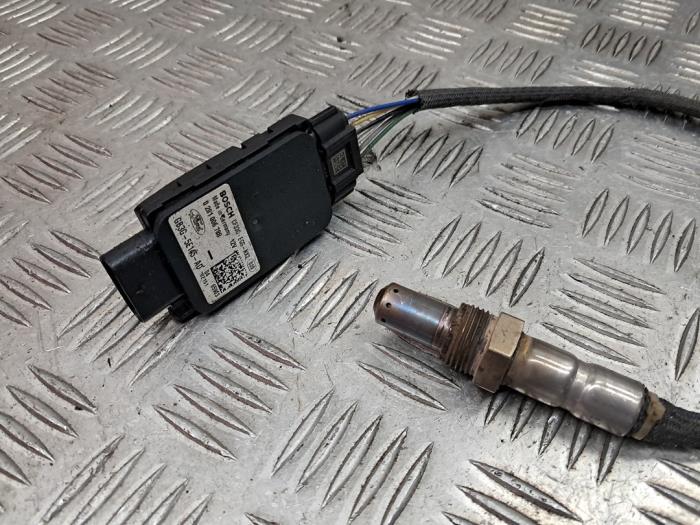 Lambda Sonde van een Ford Ranger 3.2 TDCi 20V 2017