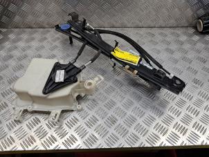 Gebruikte Ruitmechaniek 4Deurs links-voor Seat Altea XL (5P5) 1.8 TFSI 16V Prijs € 75,00 Margeregeling aangeboden door de Nollen autorecycling