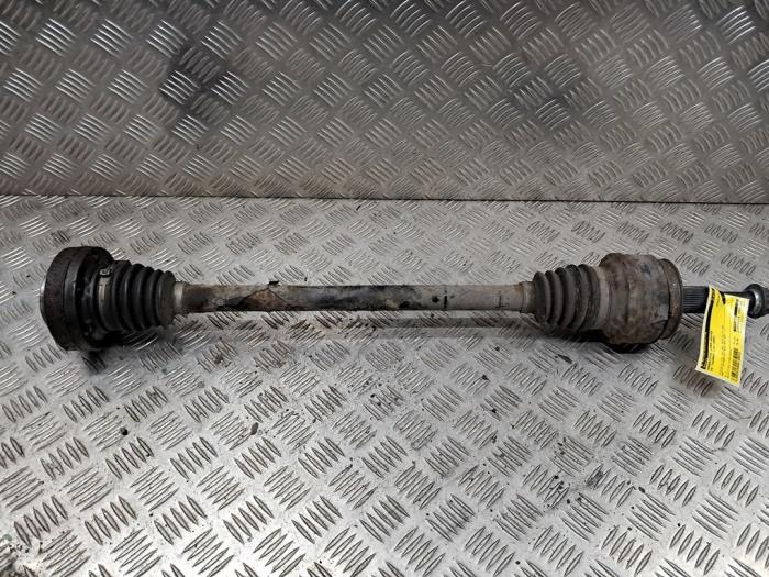Gebruikte Steekas links-achter Volkswagen Touareg (7LA/7L6) 2.5 TDI R5 Prijs € 70,00 Margeregeling aangeboden door autodemontage denollen