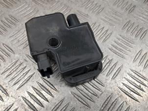 Gebruikte Bobine Mercedes SLK (R171) 5.4 55 AMG V8 24V Prijs € 25,00 Margeregeling aangeboden door de Nollen autorecycling