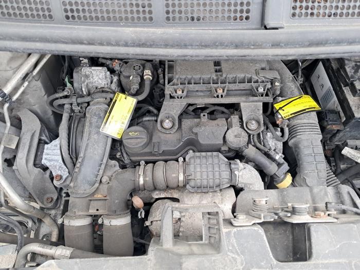 Motor van een Peugeot Expert (V1/VA/VB/VE/VF/VT/VY) 1.6 Blue HDi 95 16V 2018
