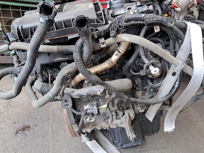 Motor van een Peugeot Expert (V1/VA/VB/VE/VF/VT/VY) 1.6 Blue HDi 95 16V 2018