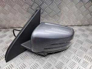 Gebruikte Spiegel Buiten links Mercedes A (W176) 1.6 A-160 16V Prijs € 175,00 Margeregeling aangeboden door de Nollen autorecycling
