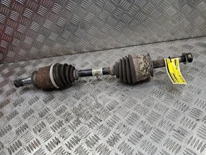 Gebruikte Homokineetas links-voor Nissan NP 300 Navara (D23) 2.3 dCi twinturbo 16V Prijs € 249,95 Margeregeling aangeboden door de Nollen autorecycling