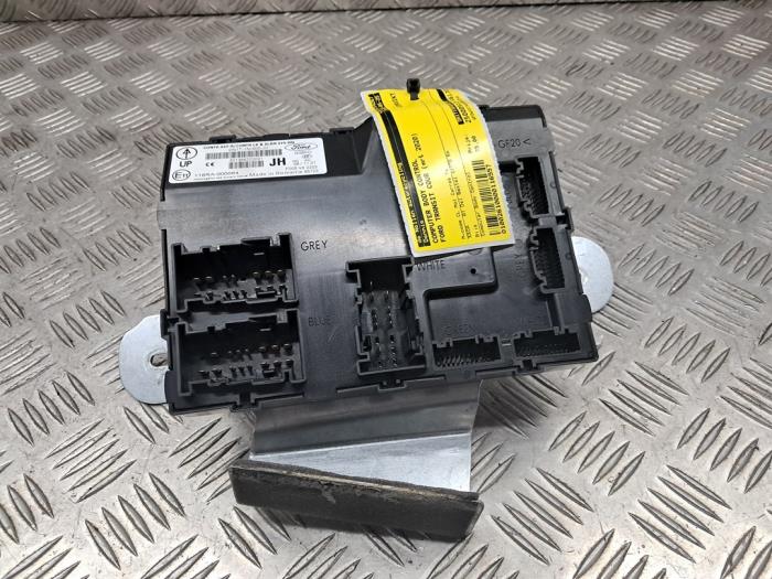 Gebruikte Computer Body Control Ford Transit Courier 1.5 EcoBlue Prijs € 75,00 Margeregeling aangeboden door autodemontage denollen
