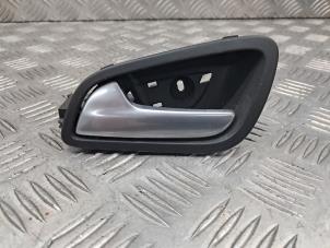 Gebruikte Deurgreep 4Deurs links-voor Ford Transit Courier 1.5 EcoBlue Prijs € 20,00 Margeregeling aangeboden door de Nollen autorecycling