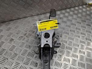 Gebruikte Rempedaal Ford Transit Courier 1.5 EcoBlue Prijs op aanvraag aangeboden door de Nollen autorecycling