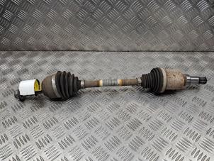 Gebruikte Homokineetas links-voor Ford Transit Courier 1.5 EcoBlue Prijs op aanvraag aangeboden door de Nollen autorecycling