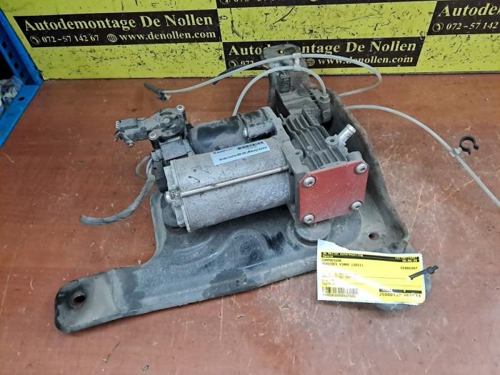 Gebruikte Compressor Mercedes Viano (639) 3.0 CDI V6 24V Euro 5 Prijs op aanvraag aangeboden door autodemontage denollen