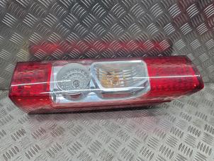 Gebruikte Achterlicht rechts Peugeot Boxer (U9) 2.2 HDi 120 Euro 4 Prijs € 50,00 Margeregeling aangeboden door de Nollen autorecycling