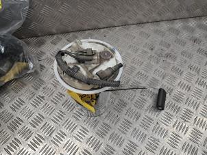 Gebruikte Tank element Pomp Renault Kangoo Express (FW) Prijs € 125,00 Margeregeling aangeboden door de Nollen autorecycling