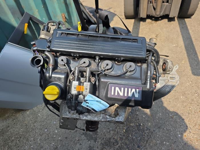 Gebruikte Motor BMW Mini (R50/53) 1.6 16V One Prijs € 350,00 Margeregeling aangeboden door autodemontage denollen