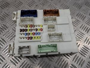 Gebruikte Zekeringkast Ford Transit Connect (PJ2) 1.5 TDCi ECOnetic Prijs € 108,90 Inclusief btw aangeboden door de Nollen autorecycling