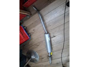 Gebruikte Uitlaat Middendemper Opel Corsa B (73/78/79) 1.2i 16V Prijs € 50,00 Margeregeling aangeboden door de Nollen autorecycling