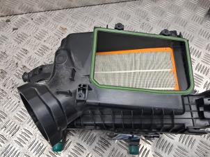 Gebruikte Luchtfilterhuis Mercedes Vito (447.6) 2.0 114 CDI 16V Prijs € 50,00 Margeregeling aangeboden door de Nollen autorecycling