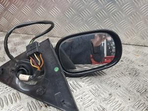 Gebruikte Spiegel Buiten links Ford StreetKa 1.6i Prijs € 30,00 Margeregeling aangeboden door de Nollen autorecycling