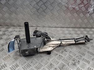 Gebruikte Hefmechniek Reservewiel Mercedes Vito (447.6) 2.0 114 CDI 16V Prijs € 75,00 Margeregeling aangeboden door de Nollen autorecycling