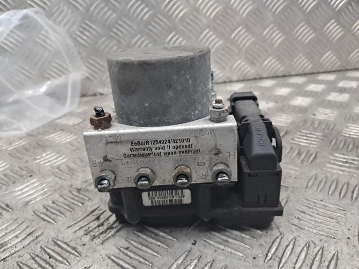 Gebruikte ABS Pomp Mitsubishi Colt (Z2/Z3) 1.3 16V Prijs € 63,00 Margeregeling aangeboden door autodemontage denollen