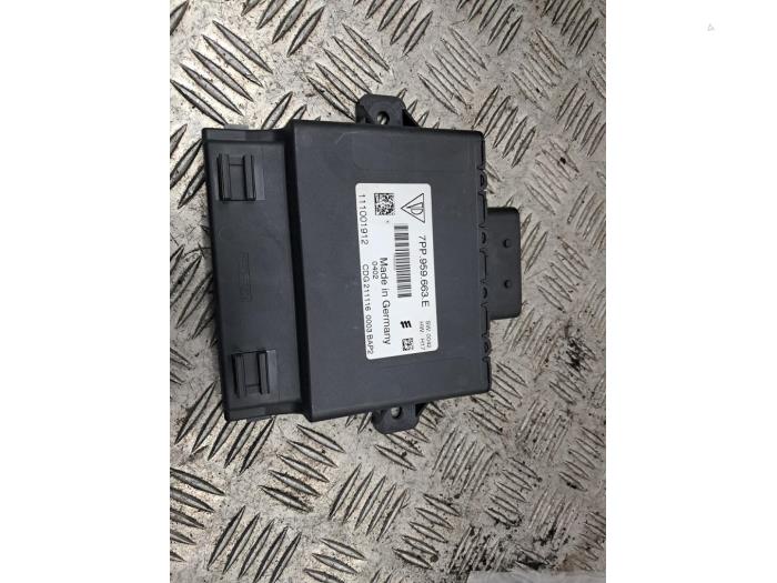 Gebruikte Computer Diversen Volkswagen Touareg (7PA/PH) 3.0 TDI V6 24V BlueMotion Technology SCR Prijs € 45,00 Margeregeling aangeboden door autodemontage denollen