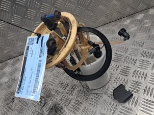 Gebruikte Tank element Pomp Volkswagen Golf VII Alltrack 2.0 GTD 16V 4Motion Prijs € 100,00 Margeregeling aangeboden door de Nollen autorecycling