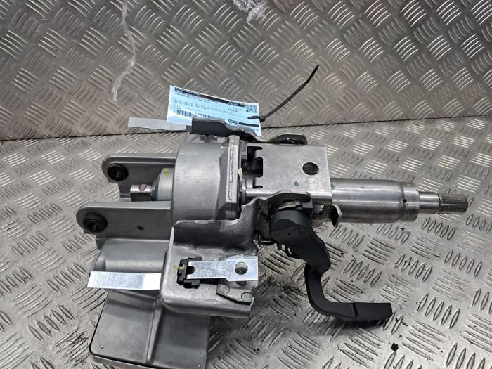Gebruikte Servo Elektrisch Fiat Grande Punto (199) 1.3 JTD Multijet 16V 85 Actual Prijs € 250,00 Margeregeling aangeboden door autodemontage denollen