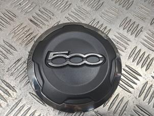 Gebruikte Naafkapje Fiat 500L (199) 0.9 TwinAir Bifuel Prijs € 40,00 Margeregeling aangeboden door de Nollen autorecycling