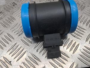 Gebruikte Luchtmassameter Alfa Romeo MiTo (955) 1.3 JTDm 16V Eco Prijs € 25,00 Margeregeling aangeboden door de Nollen autorecycling