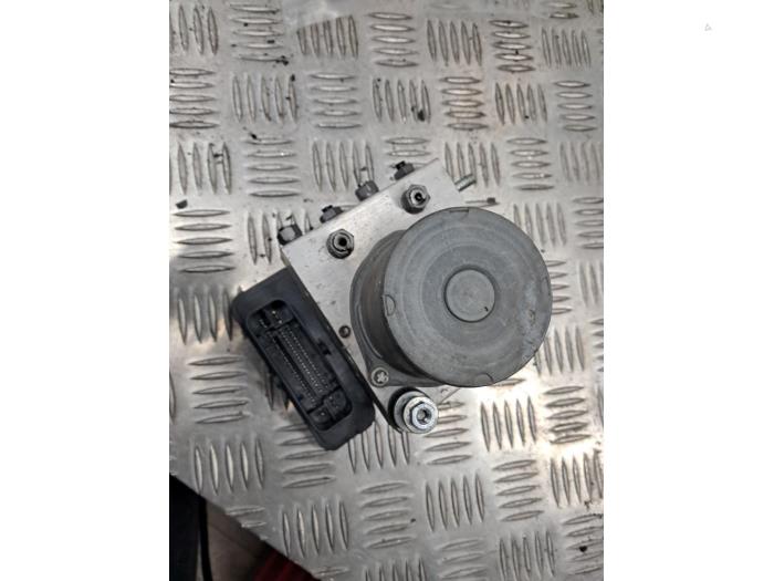 Gebruikte ABS Pomp Fiat Ducato (250) 2.3 D 130 Multijet Minibus Extralongo Prijs € 180,00 Margeregeling aangeboden door autodemontage denollen