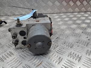 Gebruikte ABS Pomp Ford Transit 2.4 TDdi 16V 300M Prijs € 150,00 Margeregeling aangeboden door de Nollen autorecycling