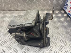 Gebruikte ABS Pomp Opel Frontera (6B) 2.2i 16V Prijs op aanvraag aangeboden door de Nollen autorecycling