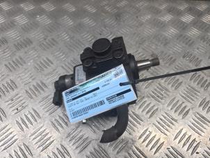 Gebruikte Brandstofpomp Mechanisch Opel Insignia 2.0 CDTI 16V 130 Ecotec Prijs € 150,00 Margeregeling aangeboden door de Nollen autorecycling