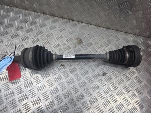 Gebruikte Steekas links-voor Volkswagen Transporter T5 2.0 TDI DRF Prijs € 25,00 Margeregeling aangeboden door de Nollen autorecycling