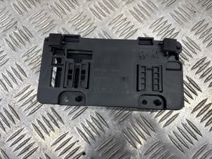 Gebruikte Telefoon Module Peugeot 2008 (CU) 1.2 Vti 12V PureTech Prijs € 49,95 Margeregeling aangeboden door de Nollen autorecycling