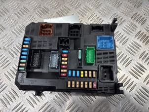 Gebruikte Computer Body Control Peugeot 2008 (CU) 1.2 Vti 12V PureTech Prijs € 99,95 Margeregeling aangeboden door de Nollen autorecycling