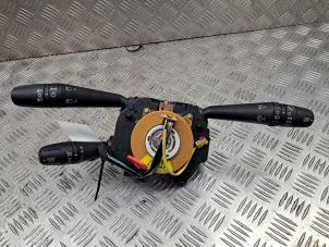 Gebruikte Combischakelaar Stuurkolom Fiat 500L (199) 1.4 16V Prijs € 105,00 Margeregeling aangeboden door de Nollen autorecycling