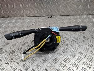 Gebruikte Licht + Raw Schakelaar Fiat Grande Punto (199) 1.3 JTD Multijet 16V 85 Actual Prijs € 75,00 Margeregeling aangeboden door de Nollen autorecycling