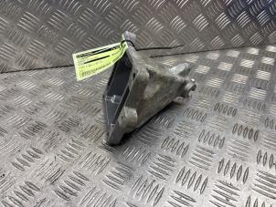 Gebruikte Motorrubber Mercedes SLK (R172) 3.5 350 V6 24V BlueEFFICIENCY Prijs € 72,60 Inclusief btw aangeboden door de Nollen autorecycling