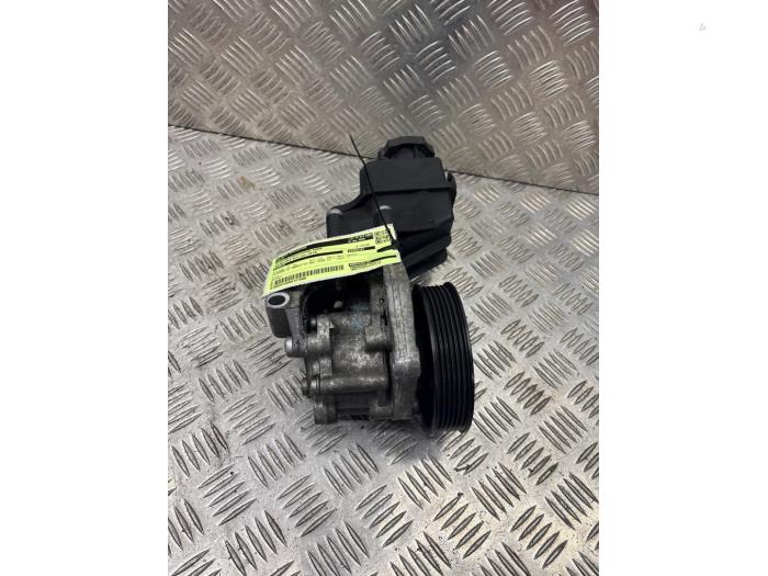 Gebruikte Pomp Servo Mercedes SLK (R172) 3.5 350 V6 24V BlueEFFICIENCY Prijs € 211,75 Inclusief btw aangeboden door autodemontage denollen