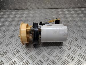 Gebruikte Brandstofpomp Elektrisch Volkswagen Polo V (6R) 1.4 TDI DPF BlueMotion technology Prijs € 50,00 Margeregeling aangeboden door de Nollen autorecycling