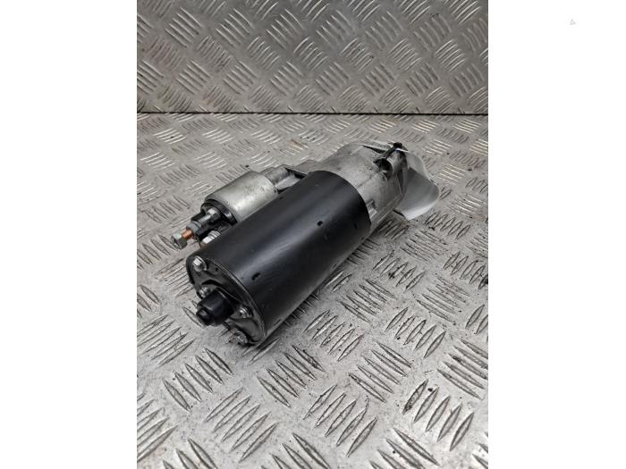 Gebruikte Startmotor Jeep Grand Cherokee (WH/WK) 3.0 CRD V6 24V DPF Prijs € 75,00 Margeregeling aangeboden door autodemontage denollen