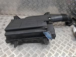 Gebruikte Luchtfilterhuis Mercedes Vito (639.6) 2.2 113 CDI 16V Euro 5 Prijs € 49,95 Margeregeling aangeboden door de Nollen autorecycling