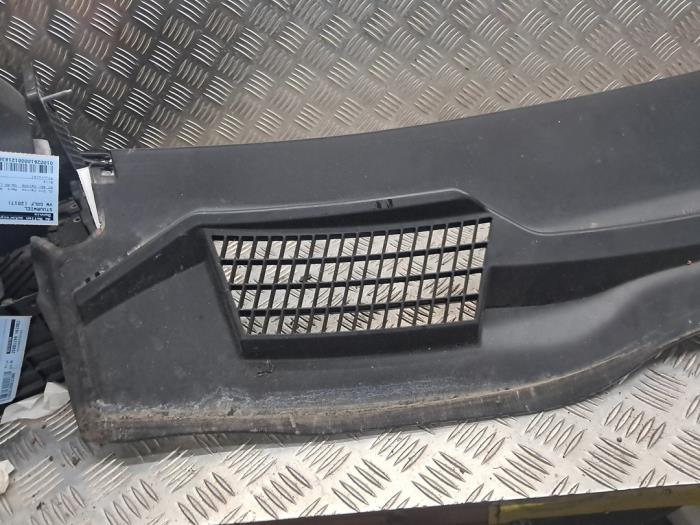 Gebruikte Paravan Mercedes Vito (447.6) 2.0 114 CDI 16V Prijs € 50,00 Margeregeling aangeboden door autodemontage denollen