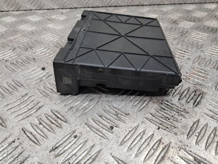 Module Bodycontrol van een Opel Corsa E 1.3 CDTi 16V ecoFLEX 2016