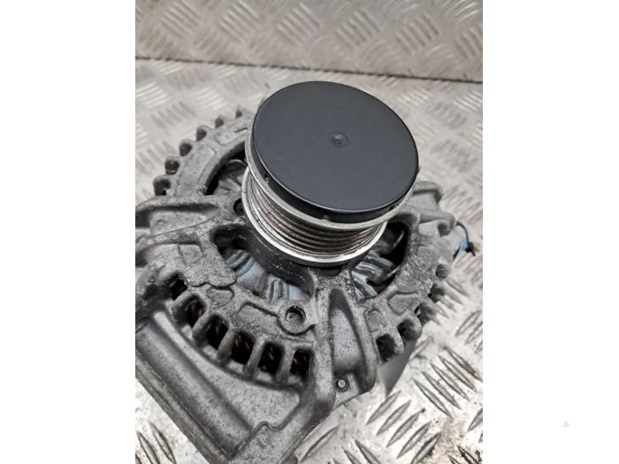 Gebruikte Dynamo Opel Corsa E 1.3 CDTi 16V ecoFLEX Prijs € 74,95 Margeregeling aangeboden door autodemontage denollen